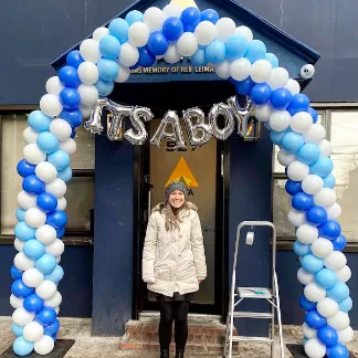 White and Blue Classic Balloon Arch